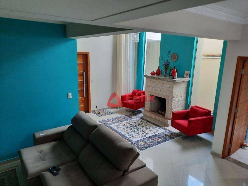 Sobrado à venda com 3 quartos, 212m² - Foto 2