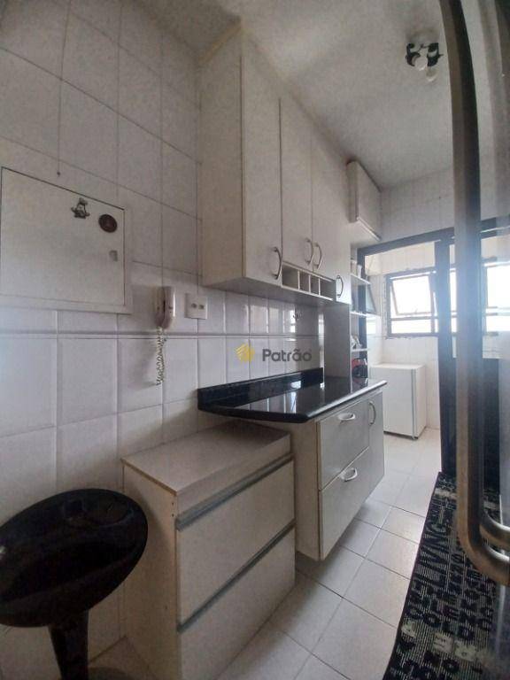 Apartamento à venda com 3 quartos, 68m² - Foto 17