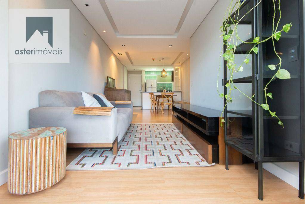 Apartamento para alugar com 2 quartos, 62m² - Foto 13
