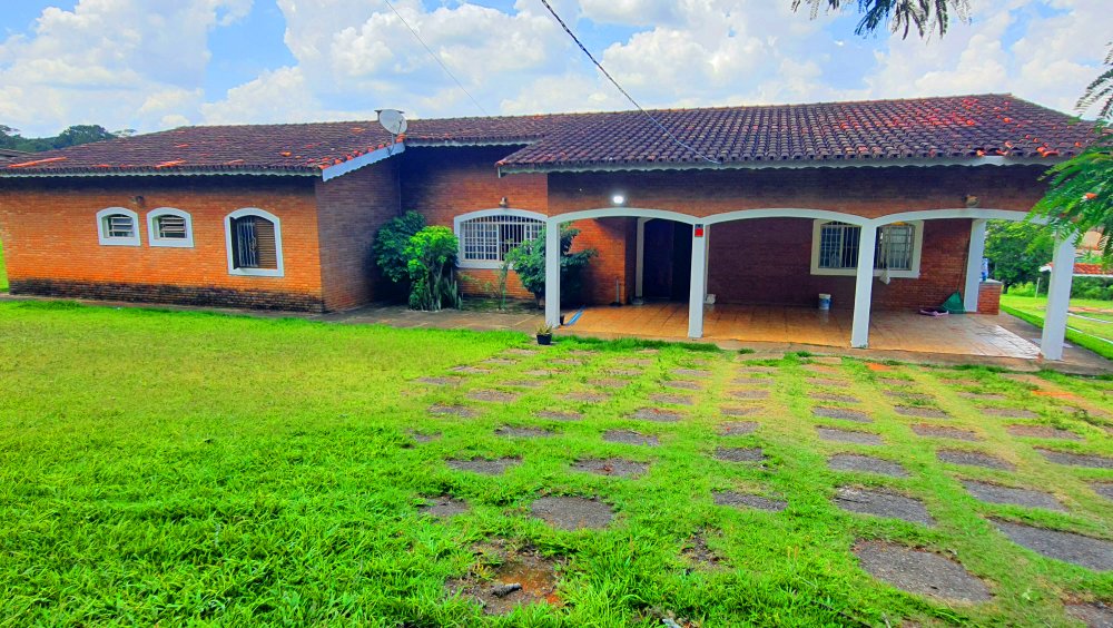 Fazenda à venda com 4 quartos, 1409m² - Foto 4