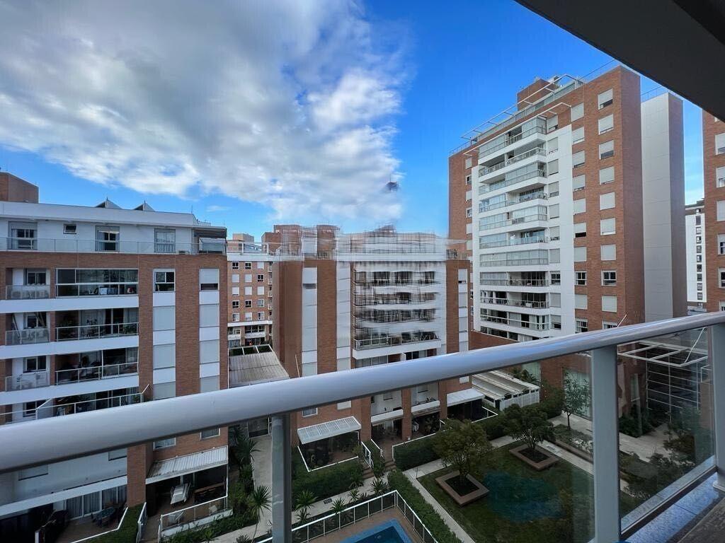 Apartamento à venda com 2 quartos, 84m² - Foto 3