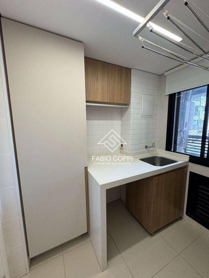 Apartamento à venda com 4 quartos, 134m² - Foto 4