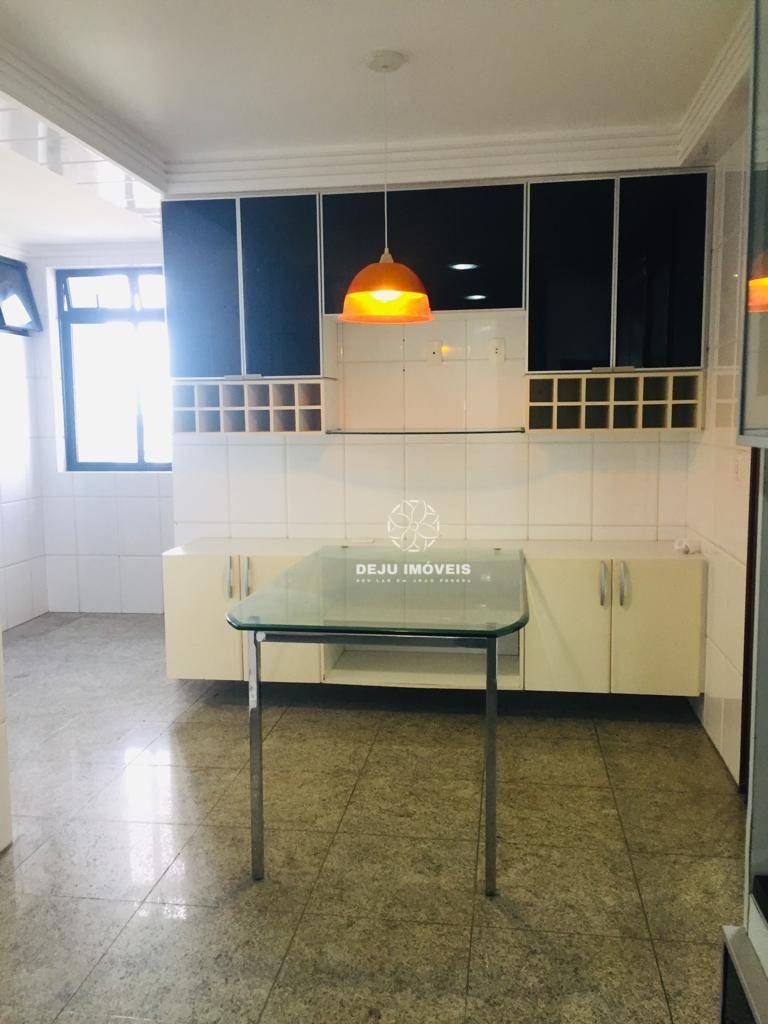 Apartamento à venda com 4 quartos, 270m² - Foto 7