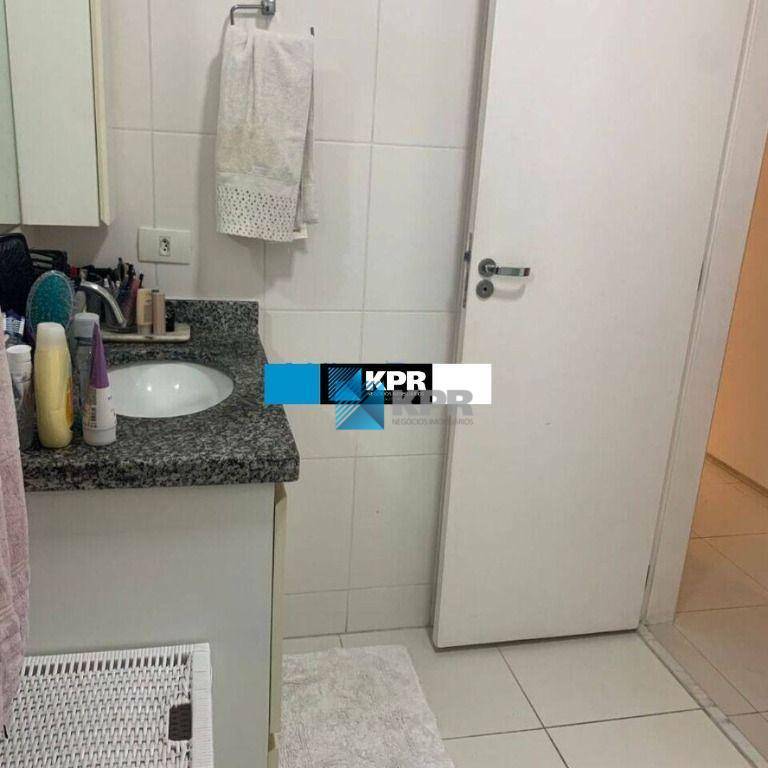 Apartamento à venda com 3 quartos, 133m² - Foto 17