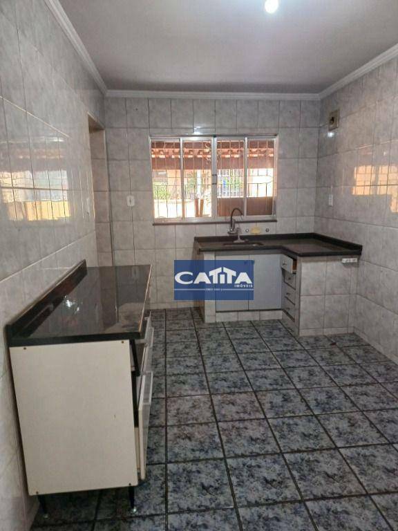 Casa para alugar com 1 quarto, 40m² - Foto 5