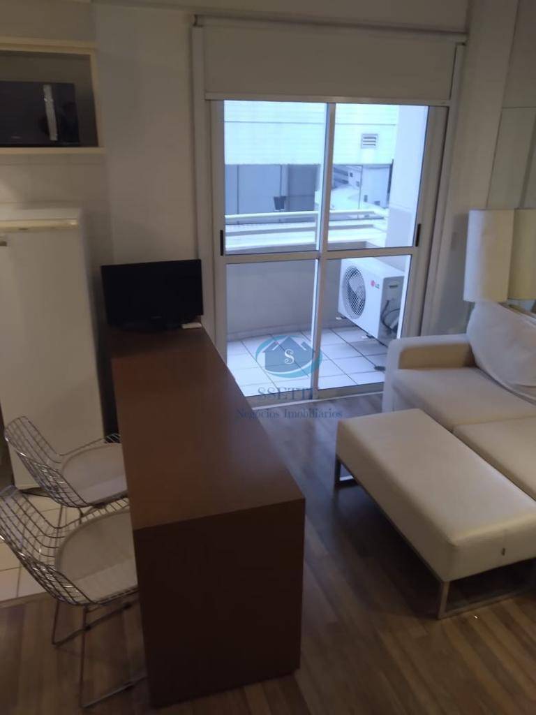 Apartamento à venda com 1 quarto, 47m² - Foto 18