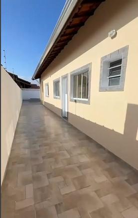 Casa à venda com 2 quartos, 180m² - Foto 3