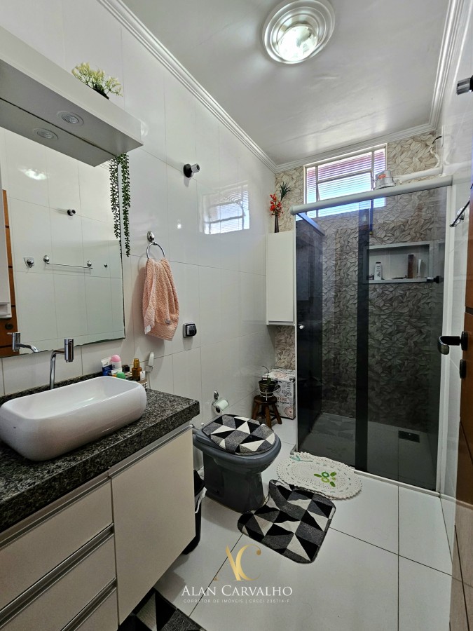 Casa à venda com 3 quartos, 200m² - Foto 10