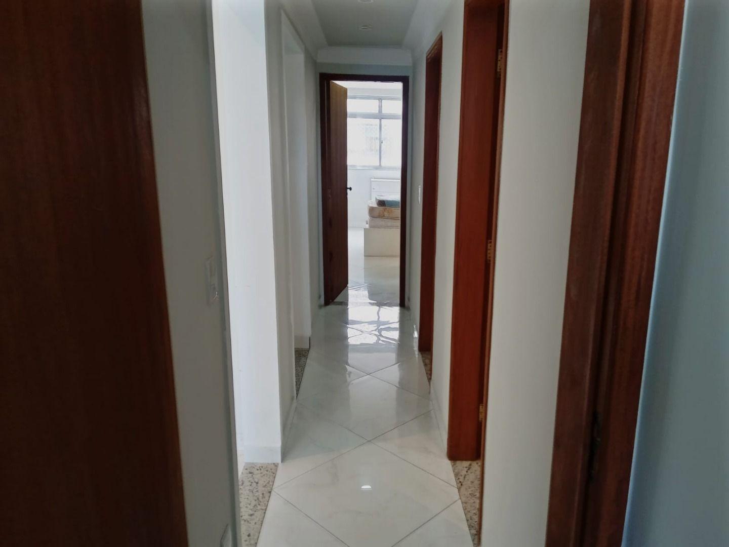 Apartamento à venda com 3 quartos, 120m² - Foto 8