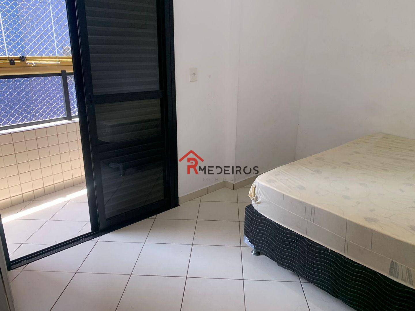 Apartamento à venda com 2 quartos, 75m² - Foto 12