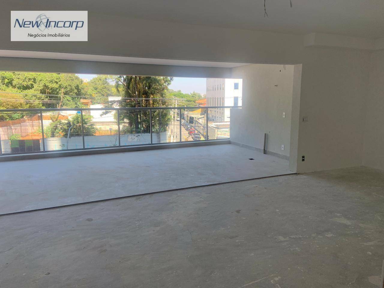 Apartamento à venda com 3 quartos, 155m² - Foto 1