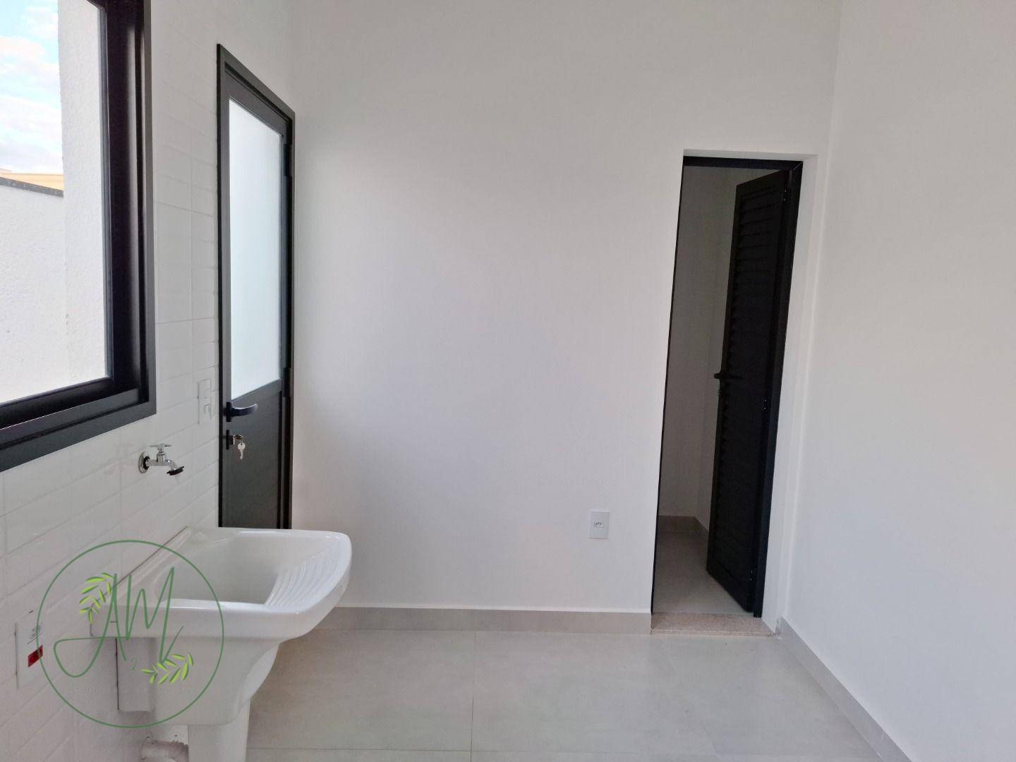 Casa de Condomínio à venda com 3 quartos, 240m² - Foto 5