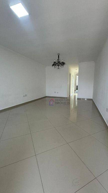 Sobrado à venda com 3 quartos, 181m² - Foto 3