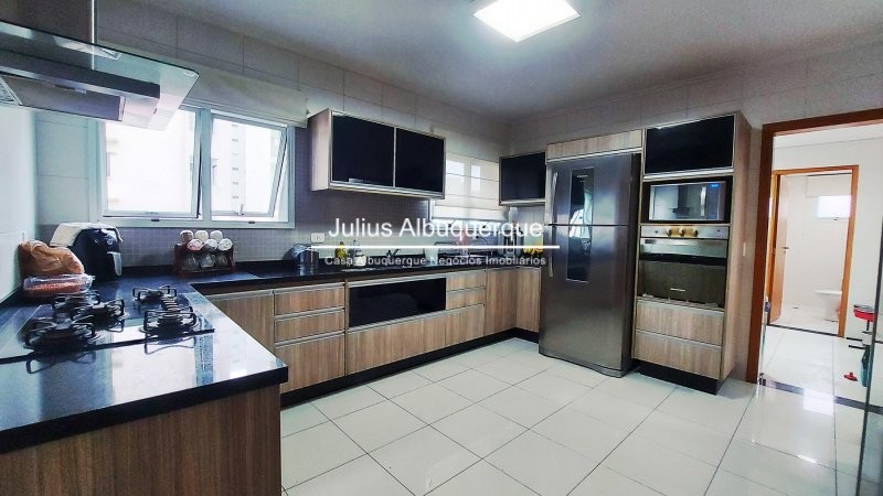 Apartamento à venda com 3 quartos, 253m² - Foto 24