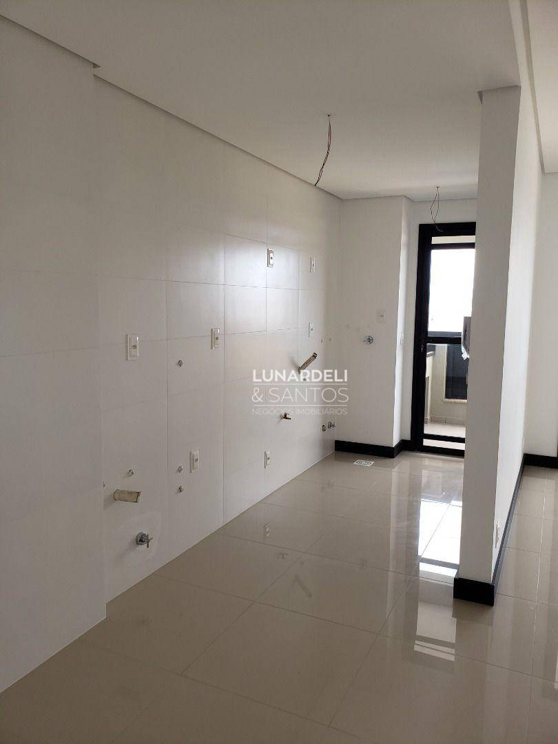 Apartamento à venda com 2 quartos, 70m² - Foto 15