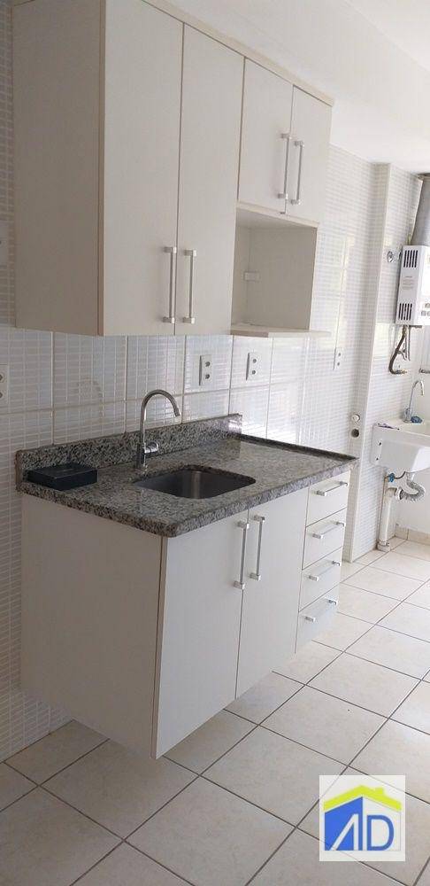 Apartamento à venda com 2 quartos, 62m² - Foto 16