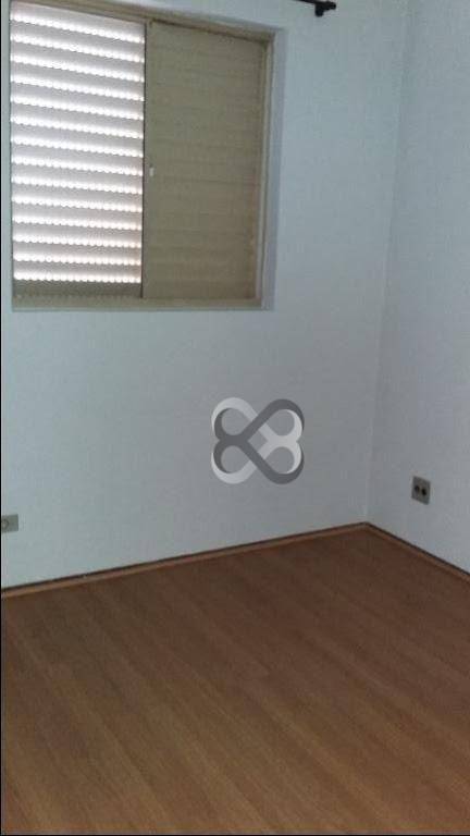 Apartamento para alugar com 3 quartos, 76m² - Foto 18