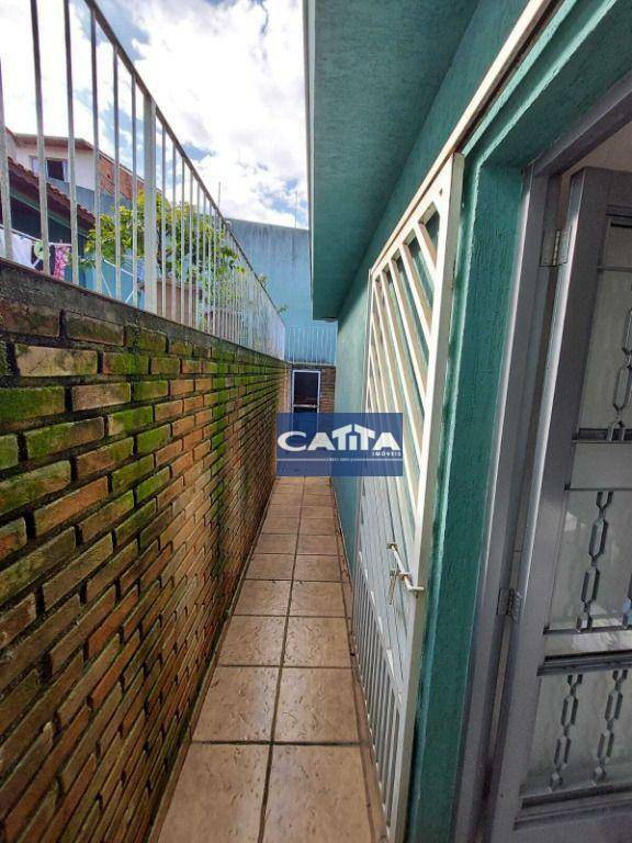 Casa à venda e aluguel com 3 quartos, 170m² - Foto 4