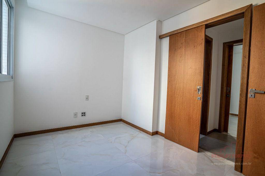 Apartamento à venda com 4 quartos, 114m² - Foto 9