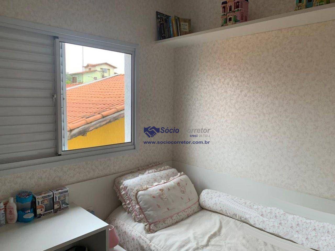 Sobrado à venda com 4 quartos, 200m² - Foto 5