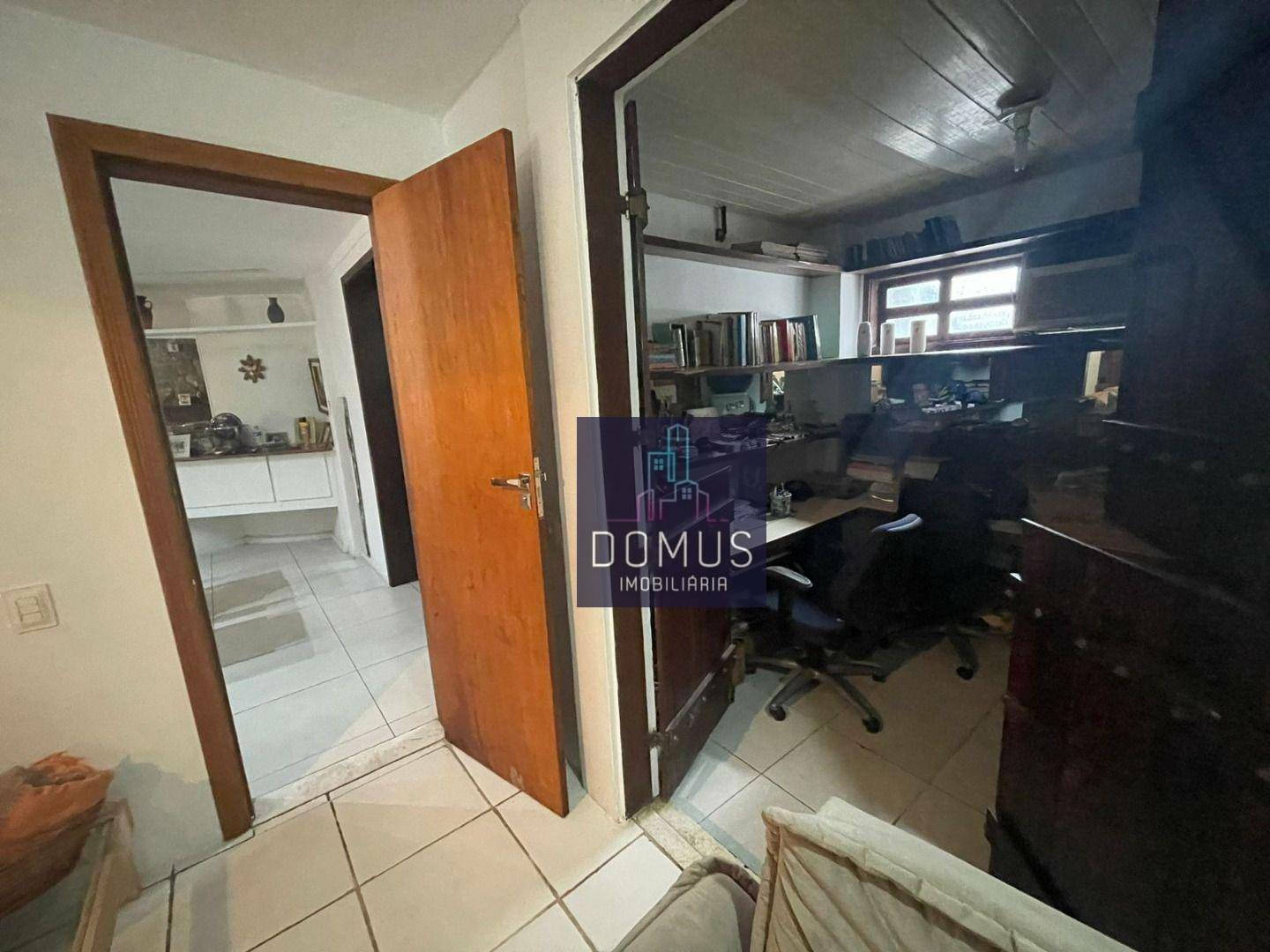 Casa para alugar com 4 quartos, 290m² - Foto 17