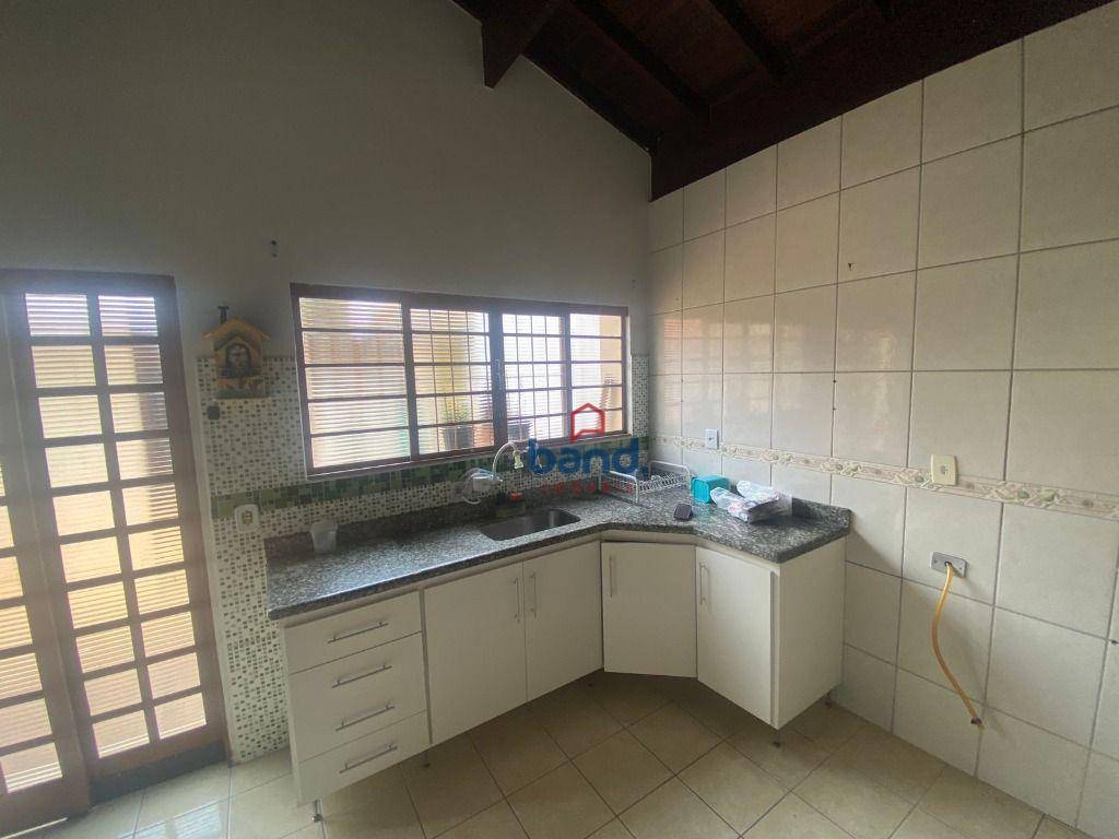 Casa à venda e aluguel com 2 quartos, 180m² - Foto 9