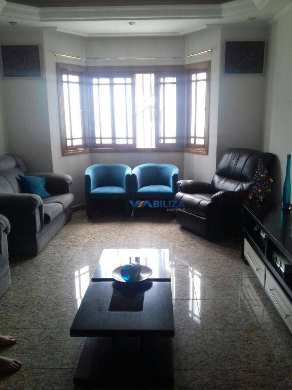 Sobrado à venda com 3 quartos, 230m² - Foto 4