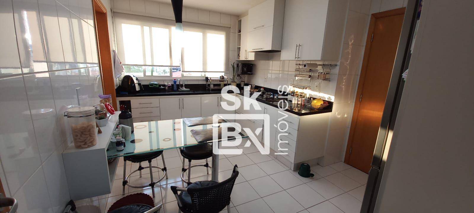 Apartamento à venda com 4 quartos, 161m² - Foto 12