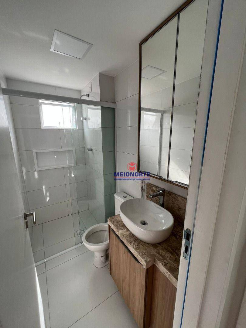 Apartamento para alugar com 2 quartos, 72m² - Foto 11