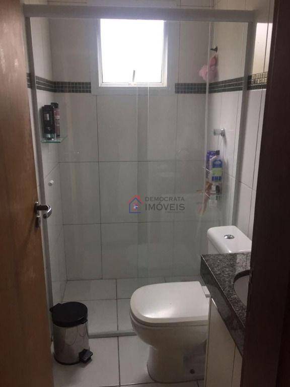 Apartamento à venda com 3 quartos, 80m² - Foto 15