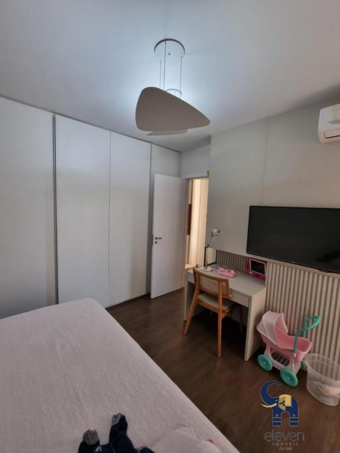 Apartamento à venda com 3 quartos, 188m² - Foto 17