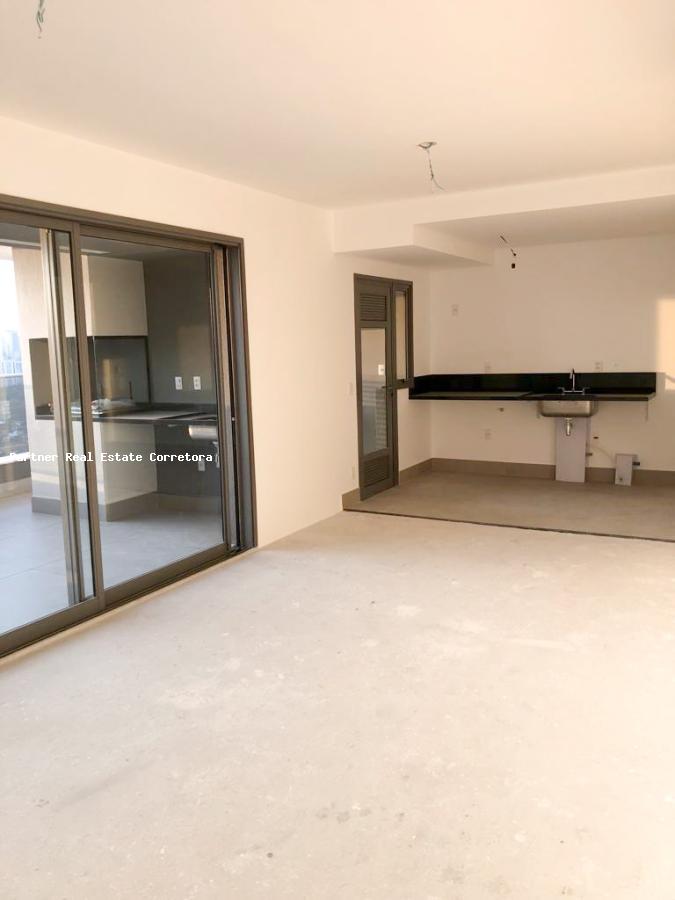 Apartamento à venda com 3 quartos, 158m² - Foto 6