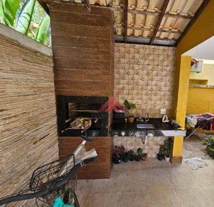 Casa à venda com 3 quartos, 180m² - Foto 20