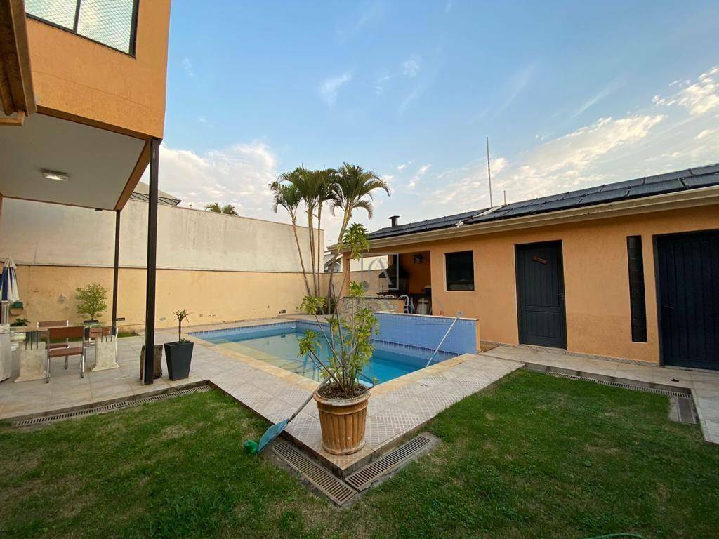 Casa de Condomínio à venda com 4 quartos, 400m² - Foto 35