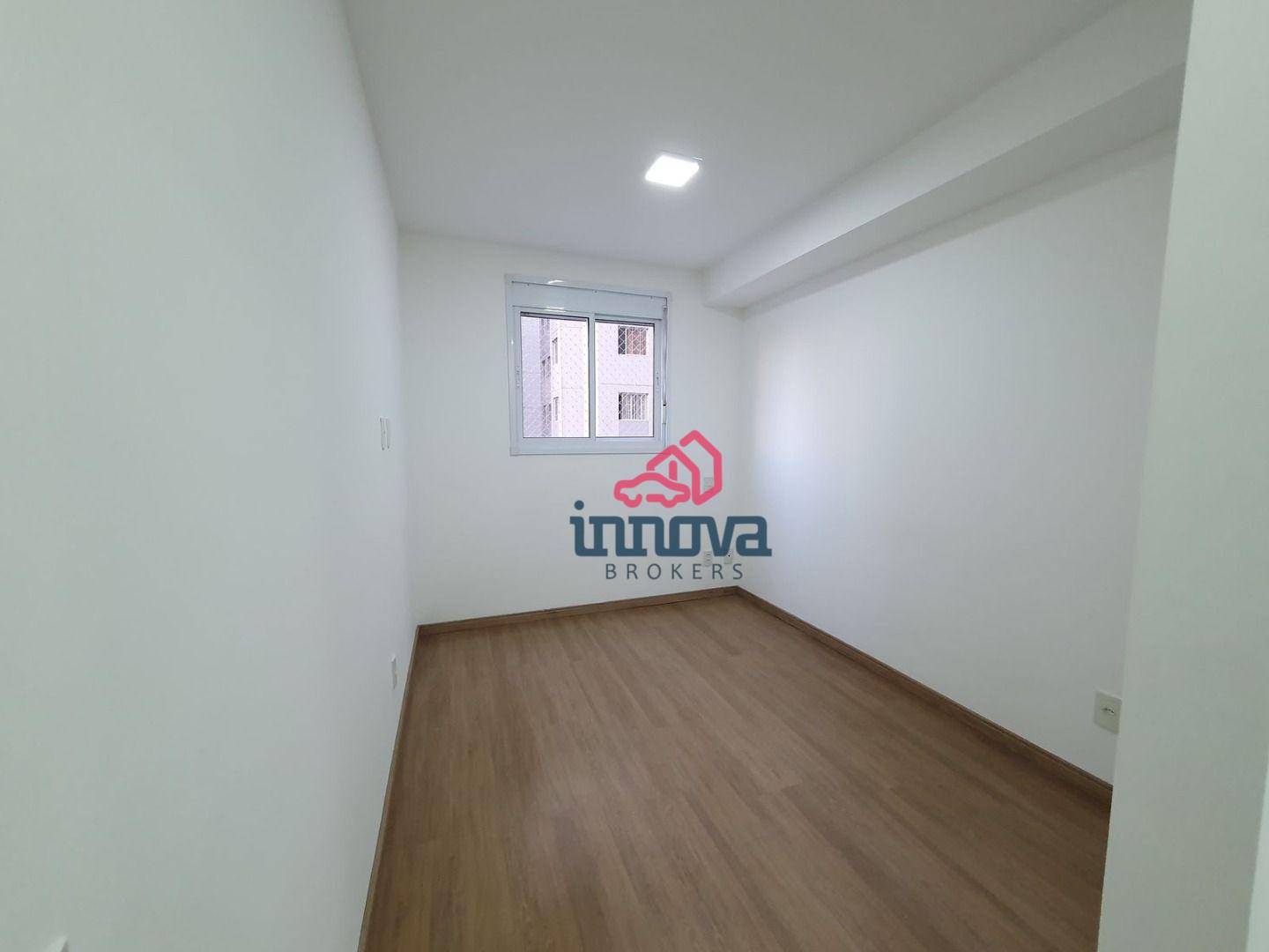 Apartamento à venda com 2 quartos, 60m² - Foto 4