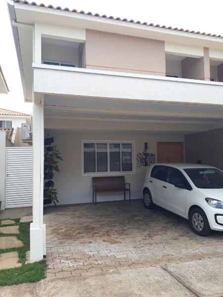 Casa de Condomínio à venda com 3 quartos, 143m² - Foto 1