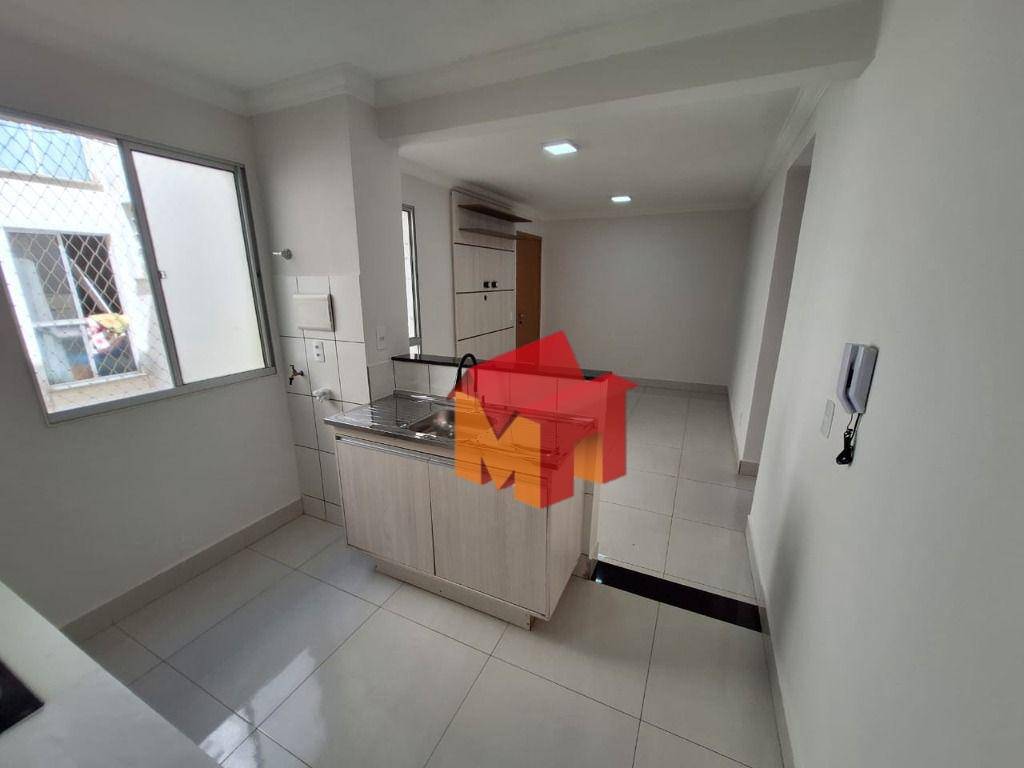 Apartamento à venda com 2 quartos, 45m² - Foto 5