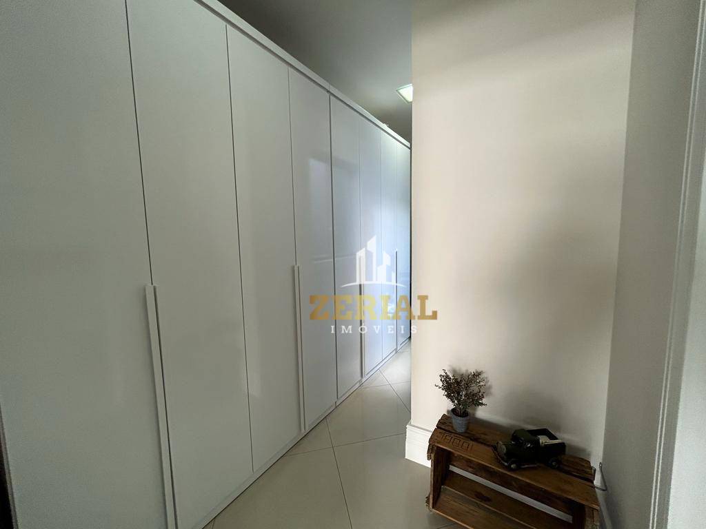 Sobrado à venda com 3 quartos, 242m² - Foto 23