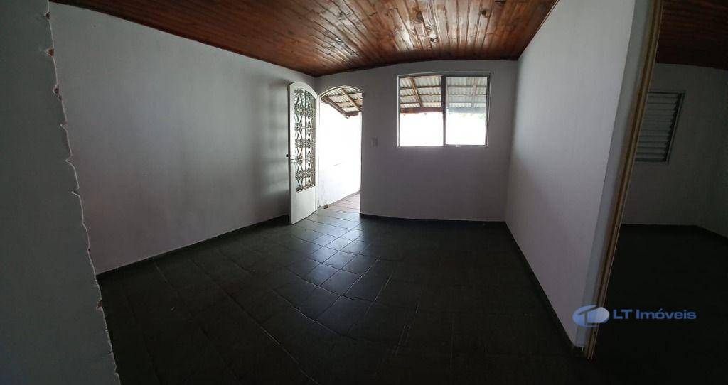 Casa à venda com 3 quartos, 75m² - Foto 10