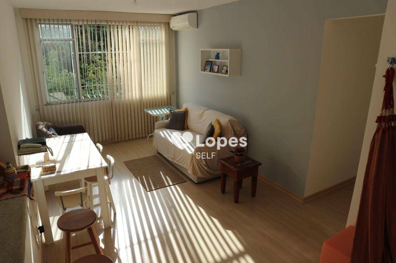 Apartamento à venda com 2 quartos, 71m² - Foto 1