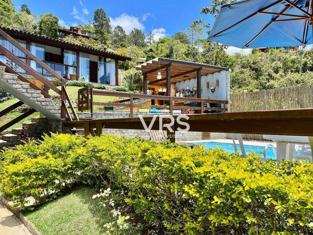 Casa de Condomínio à venda com 4 quartos, 330m² - Foto 46