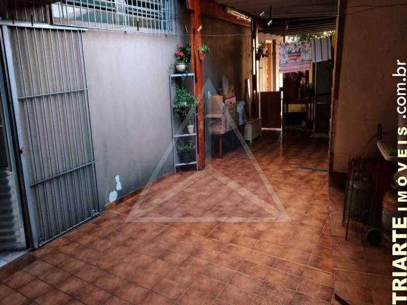 Sobrado à venda com 3 quartos, 180m² - Foto 3