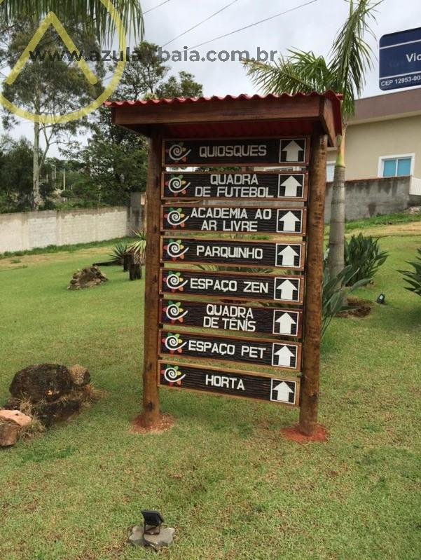 Casa de Condomínio à venda com 3 quartos, 220m² - Foto 9