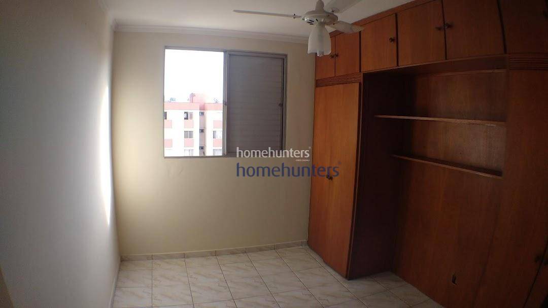 Apartamento à venda com 2 quartos, 70m² - Foto 12