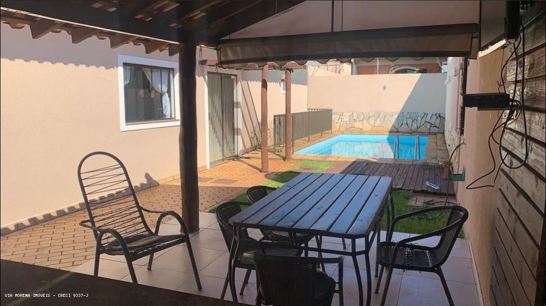 Casa à venda com 3 quartos, 370m² - Foto 8