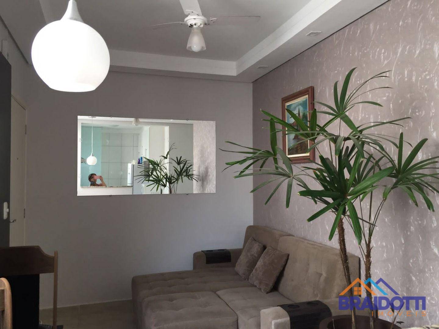 Apartamento à venda com 2 quartos, 47m² - Foto 1