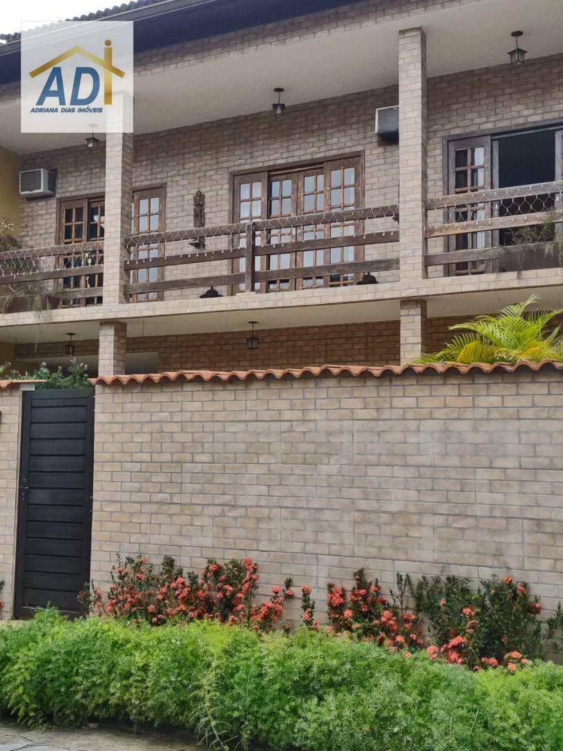 Casa de Condomínio à venda com 4 quartos, 247m² - Foto 11