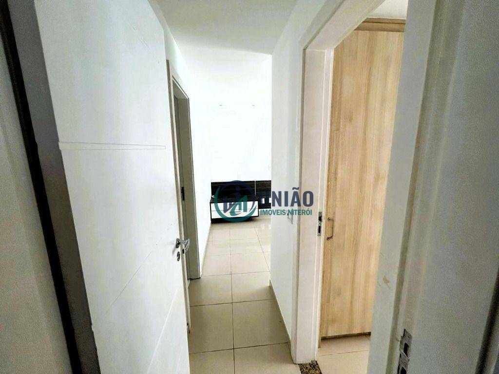 Apartamento à venda com 4 quartos, 141m² - Foto 12