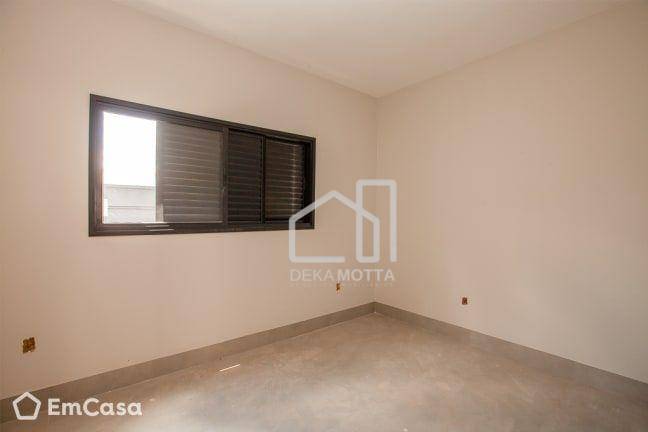 Casa à venda com 3 quartos, 80m² - Foto 3