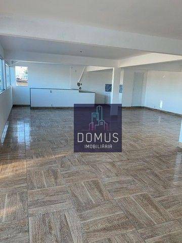 Casa à venda e aluguel com 2 quartos, 500m² - Foto 1